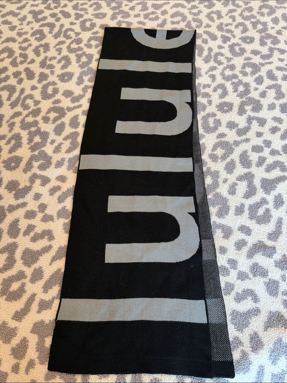 lululemon athletica Black and Gray Logo Knit Scarf